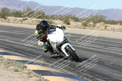 media/Dec-04-2025-Racers Edge (Thu) [[5ebc9f124d]]/3-B Group/3-Session 2 (Turn 7 Inside)/